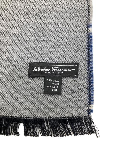Salvatore Ferragamo（サルヴァトーレ フェラガモ）Salvatore Ferragamo (サルヴァトーレ フェラガモ) マフラー ブルー×グレーの古着・服飾アイテム