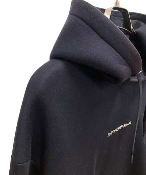 EMPORIO ARMANI（エンポリオアルマーニ）EMPORIO ARMANI (エンポリオアルマーニ) プルオーバーパーカー ネイビー サイズ:SIZE Mの古着・服飾アイテム