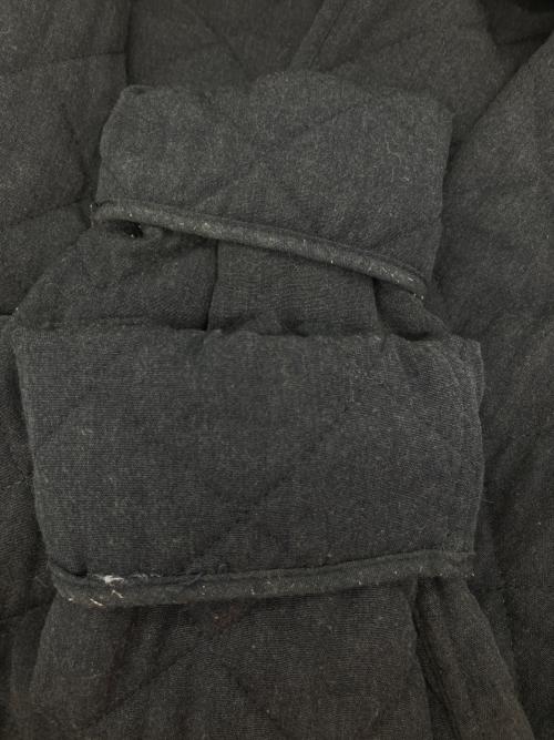 VERSACE CLASSIC（ヴェルサーチクラシック）VERSACE CLASSIC (ヴェルサーチクラシック) キルティングジャケット ブラック サイズ:SIZE 50の古着・服飾アイテム