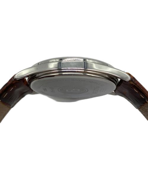 FENDI（フェンディ）FENDI (フェンディ) リストウォッチ ブラウンの古着・服飾アイテム