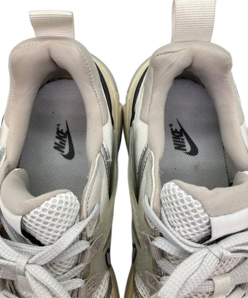 NIKE（ナイキ）NIKE (ナイキ) V2K Run Shoes（V2Kランシューズ） グレー サイズ:SIZE 27cmの古着・服飾アイテム