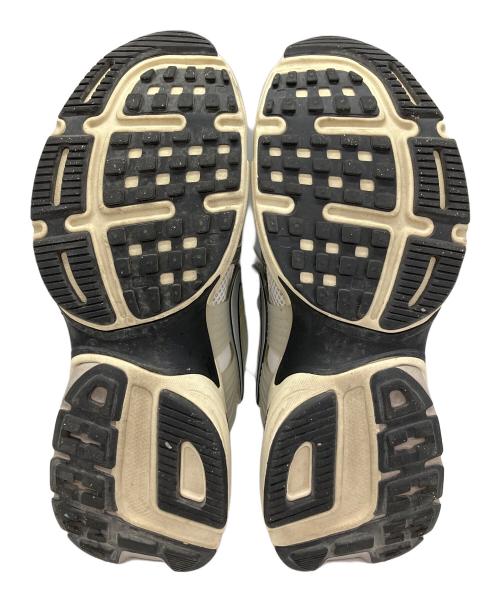 NIKE（ナイキ）NIKE (ナイキ) V2K Run Shoes（V2Kランシューズ） グレー サイズ:SIZE 27cmの古着・服飾アイテム