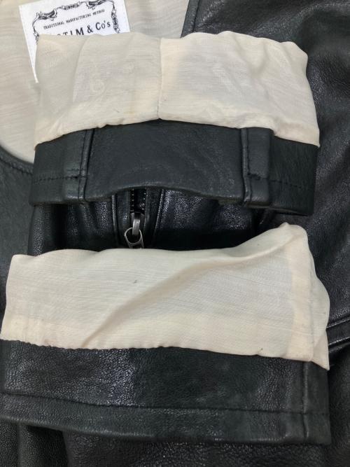 VICTIM（ヴィクティム）VICTIM (ヴィクティム) レザーノーカラーライダースジャケット ブラック サイズ:SIZE XLの古着・服飾アイテム