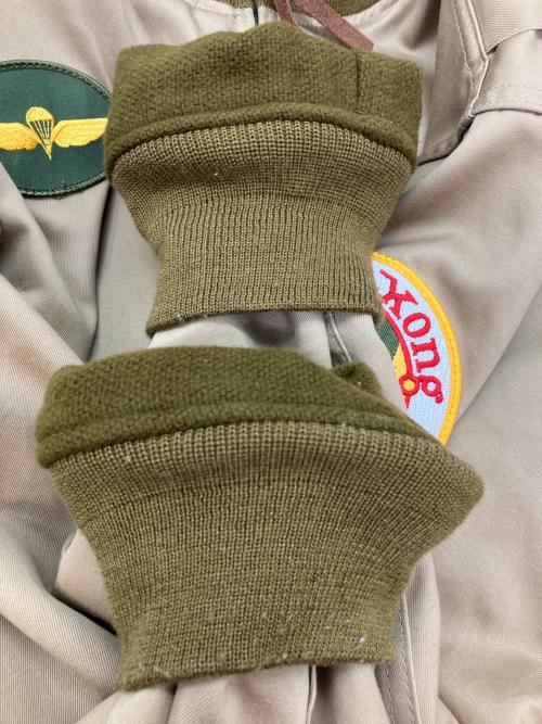 HOUSTON（ヒューストン）HOUSTON (ヒューストン) タンカースジャケット タクシードライバーモデル ベージュ サイズ:SIZE 42Rの古着・服飾アイテム