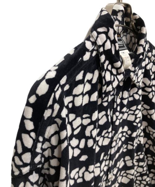 VERSACE（ヴェルサーチェ）VERSACE (ヴェルサーチェ) 長袖シャツ ブラック×ホワイト サイズ:SIZE Mの古着・服飾アイテム