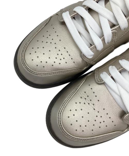 NIKE（ナイキ）NIKE (ナイキ) AIR JORDAN 1 LOW SE（エア ジョーダン 1 LOW SE） シルバー サイズ:SIZE 26.5cmの古着・服飾アイテム