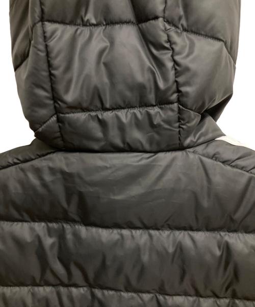 adidas（アディダス）adidas (アディダス) ブラック エッセンシャルズ ダウンパーカー ダウンジャケット ブラック サイズ:SIZE S 未使用品の古着・服飾アイテム