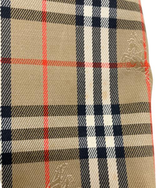 BURBERRY（バーバリー）BURBERRY (バーバリー) ハンドバッグ ベージュの古着・服飾アイテム