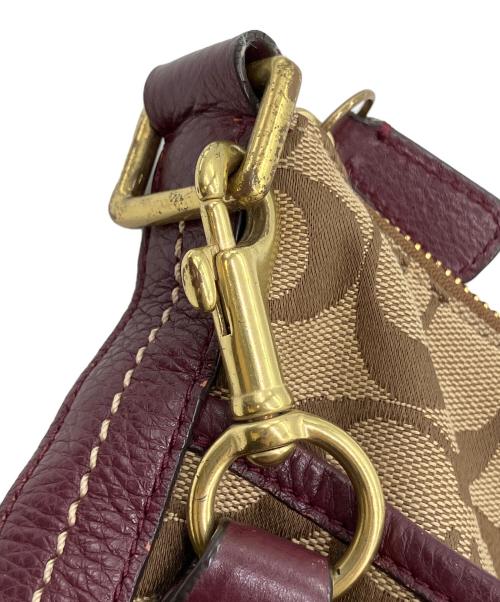 COACH（コーチ）COACH (コーチ) シグネチャー　ショルダーバッグ ベージュ×パープルの古着・服飾アイテム