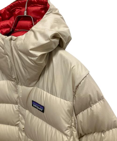 Patagonia（パタゴニア）Patagonia (パタゴニア) ダウンジャケット ベージュ サイズ:SIZE Sの古着・服飾アイテム