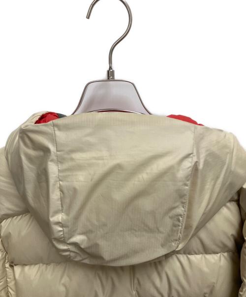 Patagonia（パタゴニア）Patagonia (パタゴニア) ダウンジャケット ベージュ サイズ:SIZE Sの古着・服飾アイテム