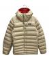 Patagonia（パタゴニア）の古着「ダウンジャケット」｜ベージュ