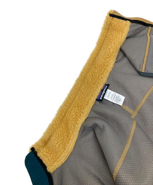 Patagonia（パタゴニア）Patagonia (パタゴニア) M's CLASSIC RETRO-X VEST フリースベスト イエロー サイズ:SIZE Sの古着・服飾アイテム