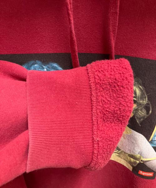 SUPREME（シュプリーム）SUPREME (シュプリーム) Nan Goldin Misty and Jimmy Paulette Hooded Sweatshirt レッド サイズ:SIZE Mの古着・服飾アイテム