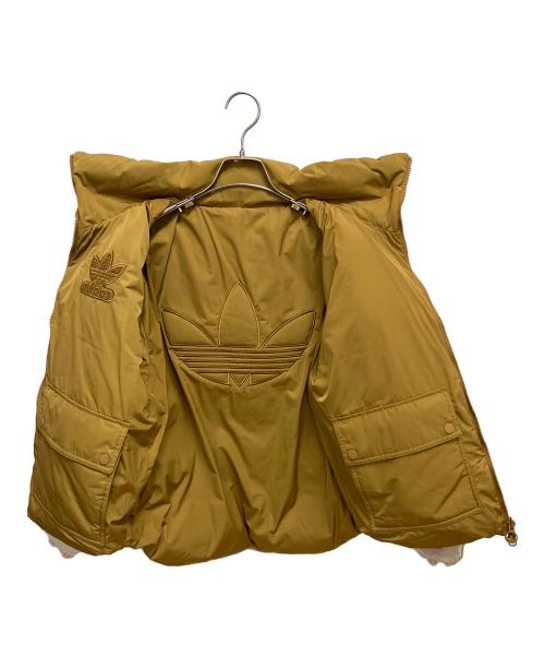 adidas（アディダス）adidas (アディダス) W JKT DOWN REV ベージュ サイズ:SIZE Sの古着・服飾アイテム