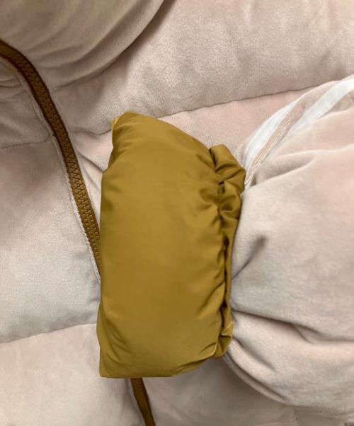 adidas（アディダス）adidas (アディダス) W JKT DOWN REV ベージュ サイズ:SIZE Sの古着・服飾アイテム