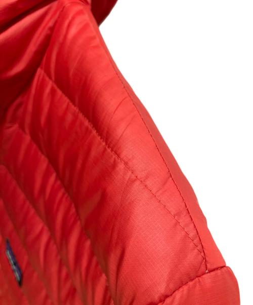 Patagonia（パタゴニア）Patagonia (パタゴニア) Down Sweater Hoody ダウンジャケット レッド サイズ:SIZE Mの古着・服飾アイテム