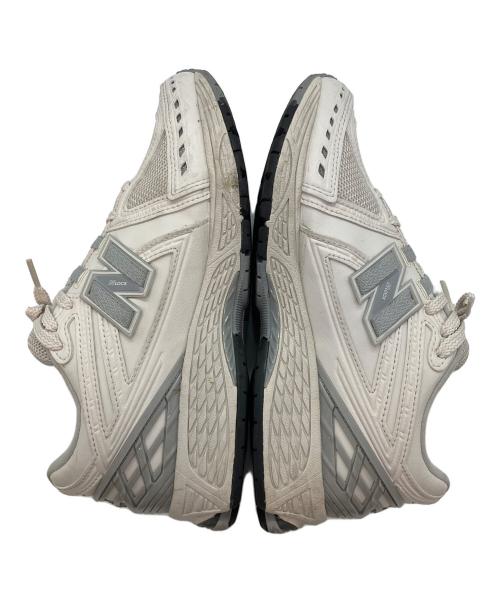 NEW BALANCE（ニューバランス）NEW BALANCE (ニューバランス) ローカットスニーカー グレー サイズ:SIZE 25.5cmの古着・服飾アイテム