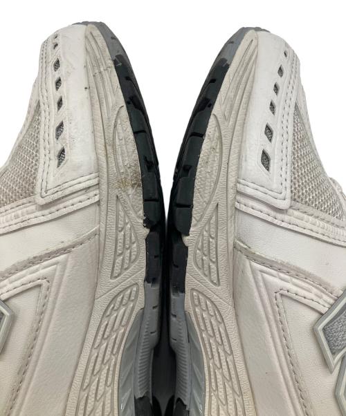 NEW BALANCE（ニューバランス）NEW BALANCE (ニューバランス) ローカットスニーカー グレー サイズ:SIZE 25.5cmの古着・服飾アイテム