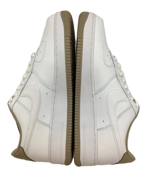 NIKE（ナイキ）NIKE (ナイキ) AIR FORCE 1 07（ナイキ エア フォース 1 07） ホワイト×ベージュ サイズ:SIZE 28cm 未使用品の古着・服飾アイテム