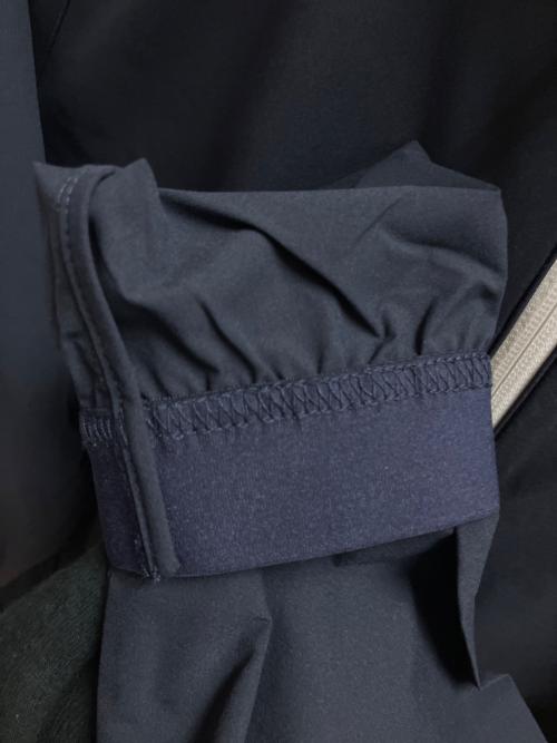 and per se（アンパスィ）and per se (アンパスィ) マルチウェザージャケット ネイビー サイズ:SIZE L 未使用品の古着・服飾アイテム