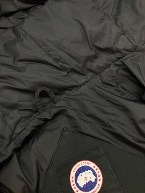 CANADA GOOSE（カナダグース）CANADA GOOSE (カナダグース) MACKENZIE PARKA ダウンジャケット ブラック サイズ:SIZE Sの古着・服飾アイテム