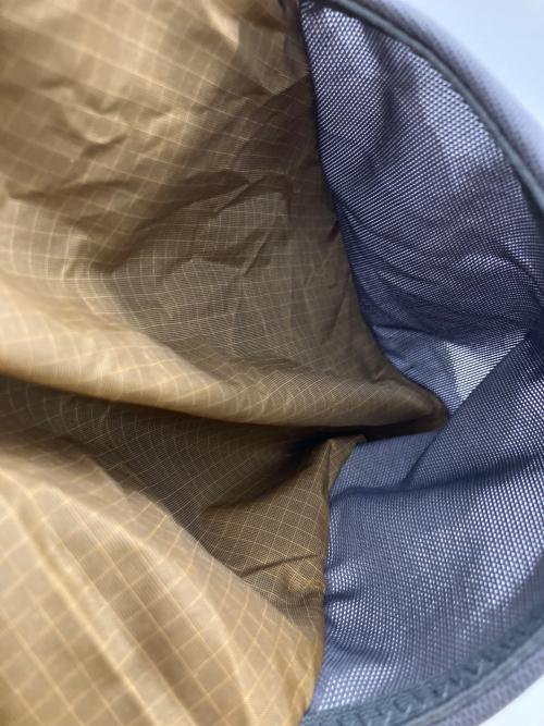 Patagonia（パタゴニア）Patagonia (パタゴニア) ウルトラライトブラックホールトートパック　2WAYバッグ ベージュの古着・服飾アイテム