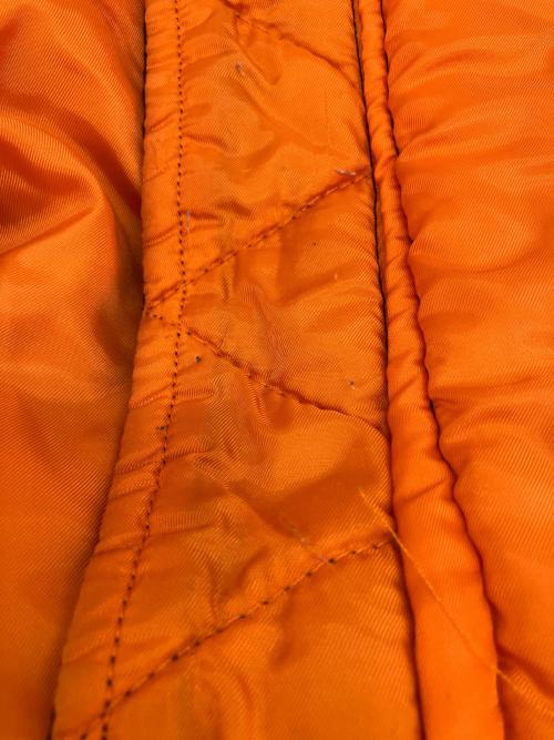 ALPHA INDUSTRIES（アルファインダストリーズ）ALPHA INDUSTRIES (アルファインダストリーズ) MA-1  フライトジャケット ブラック サイズ:SIZE Mの古着・服飾アイテム