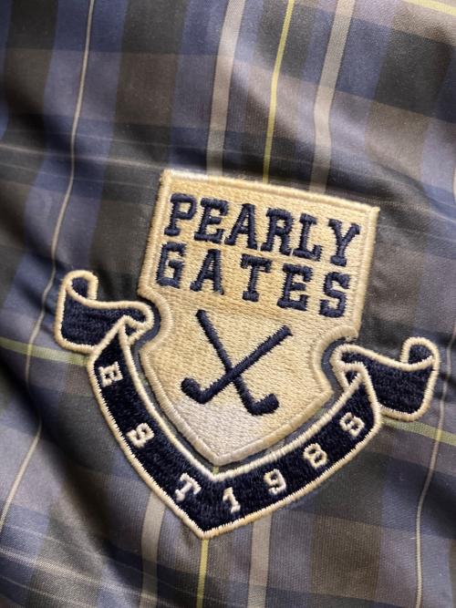 PEARLY GATES（パーリーゲイツ）PEARLY GATES (パーリーゲイツ) 2WAY リバーシブル ダウンジャケット ブラック サイズ:SIZE XL/SIZE 4の古着・服飾アイテム