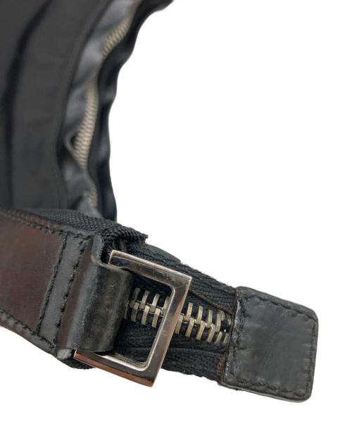 GUCCI（グッチ）GUCCI (グッチ) ワンショルダーバッグ ブラックの古着・服飾アイテム