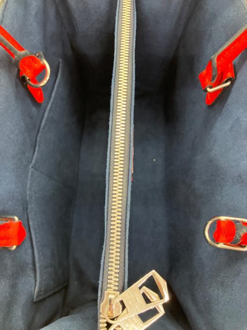 LOUIS VUITTON（ルイ ヴィトン）LOUIS VUITTON (ルイ ヴィトン) エピ ツイスト トート トートバッグ レッドの古着・服飾アイテム