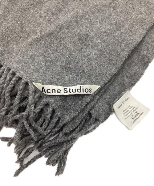 Acne studios（アクネ ストゥディオス）Acne studios (アクネ ストゥディオス) マフラー グレーの古着・服飾アイテム