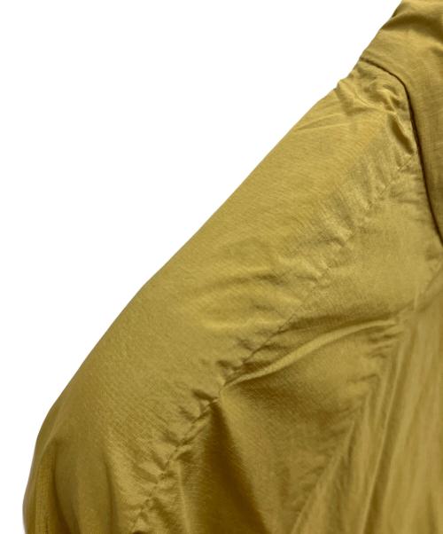 SALOMON（サロモン）SALOMON (サロモン) シェイクアウトフライジャケット ナイロンジャケット ベージュ サイズ:SIZE S 未使用品の古着・服飾アイテム