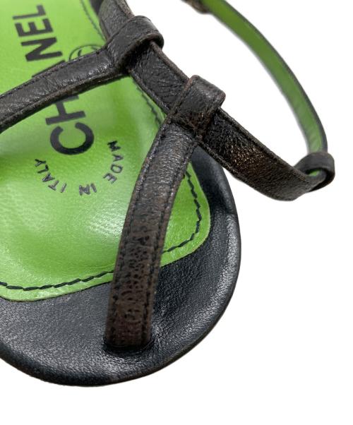 CHANEL（シャネル）CHANEL (シャネル) ストラップサンダル ブラック×グリーン サイズ:SIZE 39の古着・服飾アイテム