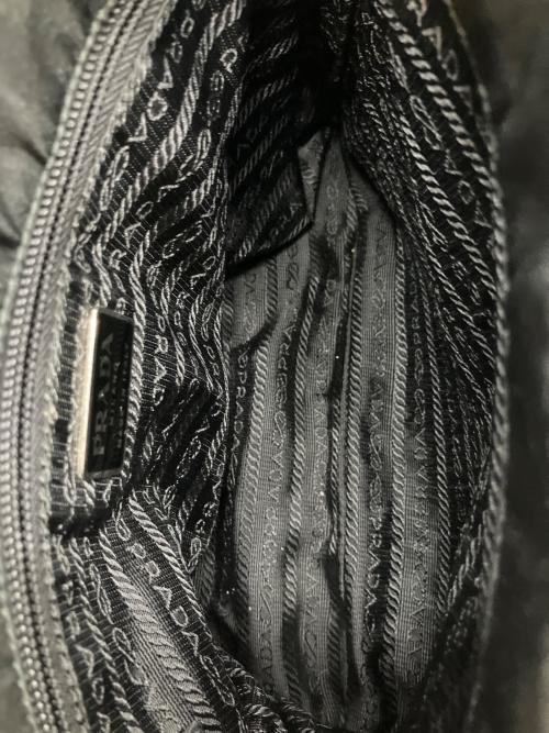 PRADA（プラダ）PRADA (プラダ) ナイロントートバッグ ブラックの古着・服飾アイテム