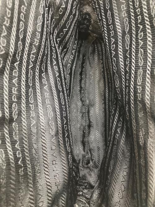 PRADA（プラダ）PRADA (プラダ) ナイロントートバッグ ブラックの古着・服飾アイテム