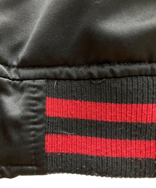 DRAGON BOLL（ドラゴンボール）DRAGON BOLL (ドラゴンボール) レッドリボン軍 スカジャン ブラック×レッド サイズ:SIZE Lの古着・服飾アイテム