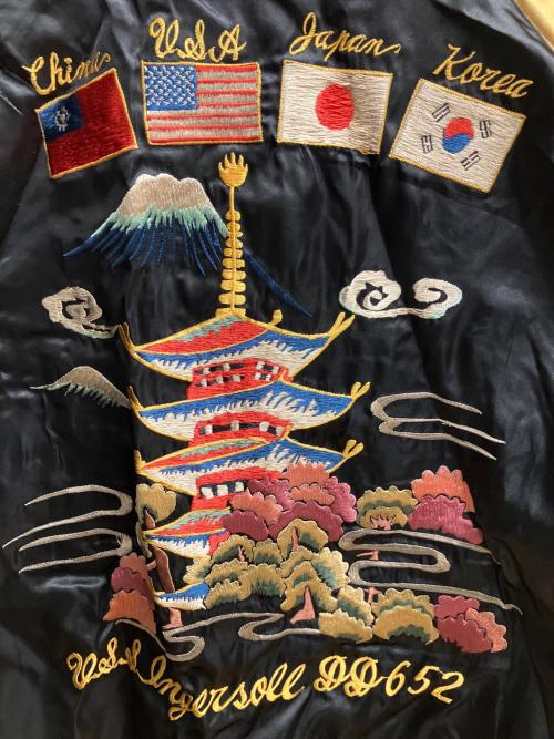 東洋エンタープライズ（トウヨウエンタープライズ）東洋エンタープライズ (トウヨウエンタープライズ) NO-175 五重塔 リバーシブルスカジャン レッド サイズ:SIZE XLの古着・服飾アイテム