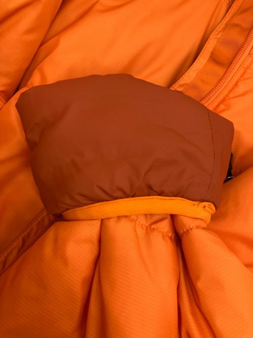 Patagonia（パタゴニア）Patagonia (パタゴニア) puff jacket 中綿ジャケット オレンジ サイズ:SIZE Sの古着・服飾アイテム