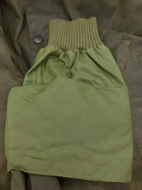 Barbour（バブアー）Barbour (バブアー) A100 BEDALE JACKET ワックスドジャケット カーキ サイズ:C40/102CMの古着・服飾アイテム