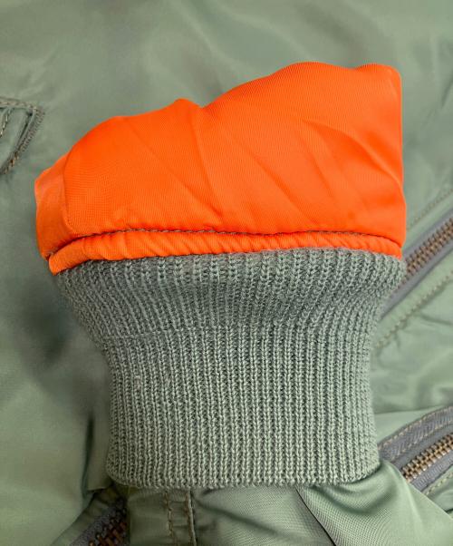 AVIREX（アヴィレックス）AVIREX (アヴィレックス) MA-1コマーシャルロゴ カーキ サイズ:SIZE Mの古着・服飾アイテム