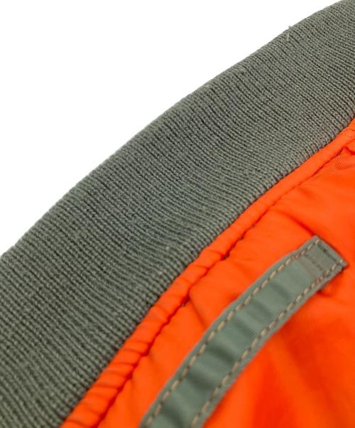 AVIREX（アヴィレックス）AVIREX (アヴィレックス) MA-1コマーシャルロゴ カーキ サイズ:SIZE Mの古着・服飾アイテム