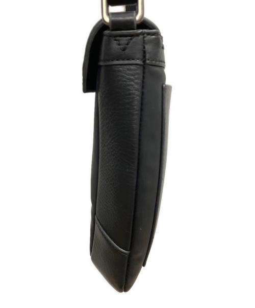 HUNTING WORLD（ハンティングワールド）HUNTING WORLD (ハンティングワールド) DISCOVER フォンケース ブラックの古着・服飾アイテム