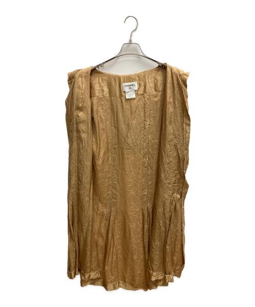 CHANEL（シャネル）CHANEL (シャネル) カメリア フーデッドコート ベージュ サイズ:SIZE 38の古着・服飾アイテム
