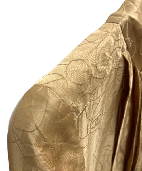 CHANEL（シャネル）CHANEL (シャネル) カメリア フーデッドコート ベージュ サイズ:SIZE 38の古着・服飾アイテム