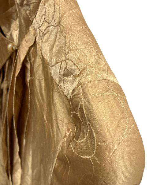 CHANEL（シャネル）CHANEL (シャネル) カメリア フーデッドコート ベージュ サイズ:SIZE 38の古着・服飾アイテム