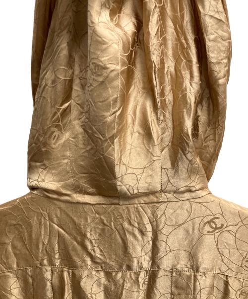 CHANEL（シャネル）CHANEL (シャネル) カメリア フーデッドコート ベージュ サイズ:SIZE 38の古着・服飾アイテム