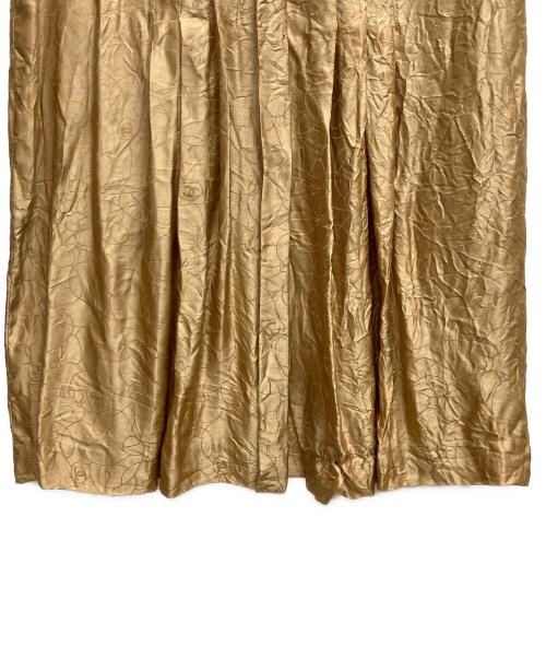 CHANEL（シャネル）CHANEL (シャネル) カメリア フーデッドコート ベージュ サイズ:SIZE 38の古着・服飾アイテム