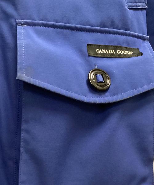 CANADA GOOSE（カナダグース）CANADA GOOSE (カナダグース) ヨークトンダウンジャケット ブルー サイズ:SIZE Sの古着・服飾アイテム