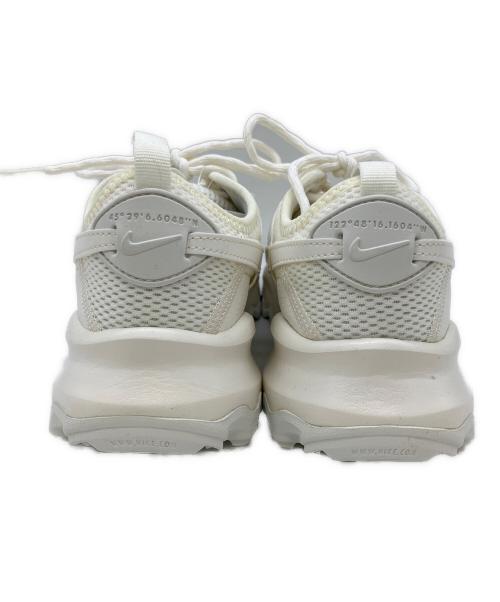 NIKE（ナイキ）NIKE (ナイキ) TC 7900 ホワイト サイズ:SIZE 23cm 未使用品の古着・服飾アイテム